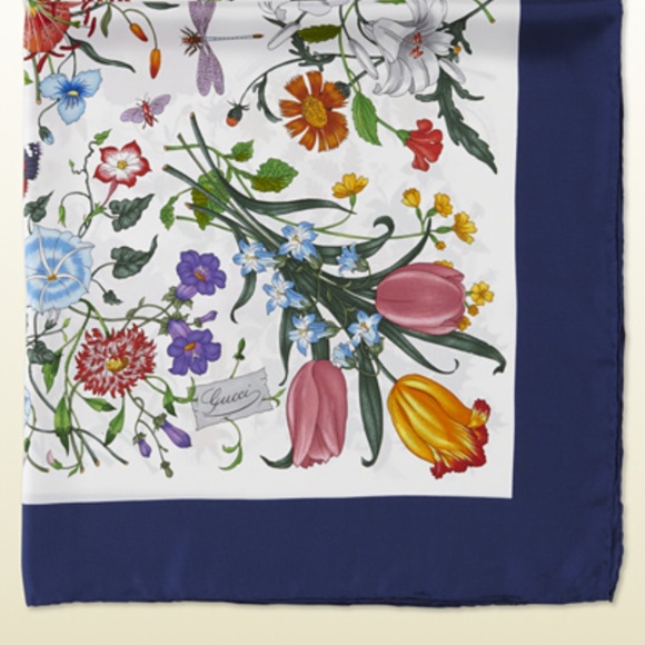 New Gucci Scarf Iconic Floral 1 Print Multicolor Blue Silk Wrap Gucci Gift Box - Picture 10 of 16